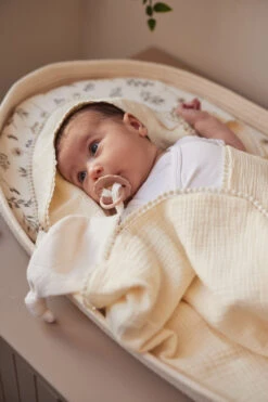 Jollein Embroidery Ivory 75 X 75 Cm Badcape 530-836-66069 -Baby Wereld Verkoop Jollein Embroidery Ivory 75 x 75 cm Badcape 530 836 66069.7