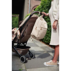 Jollein Boucle Naturel Rugzak Luiertas 027-818-66060 -Baby Wereld Verkoop jollein boucle naturel rugzak luiertas 027 818 66060 .9 1