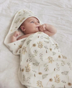 Jollein Wild Flowers 75 X 75 Cm Badcape 534-836-66098 16 Jollein Wild Flowers 75 X 75 Cm Badcape 534-836-66098 -Baby Wereld Verkoop jollein wild flowers 75 x 75 cm badcape 534 836 66098 6